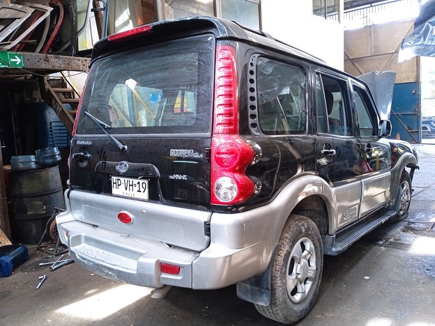  Mahindra SCORPIO 2013    EN DESARME